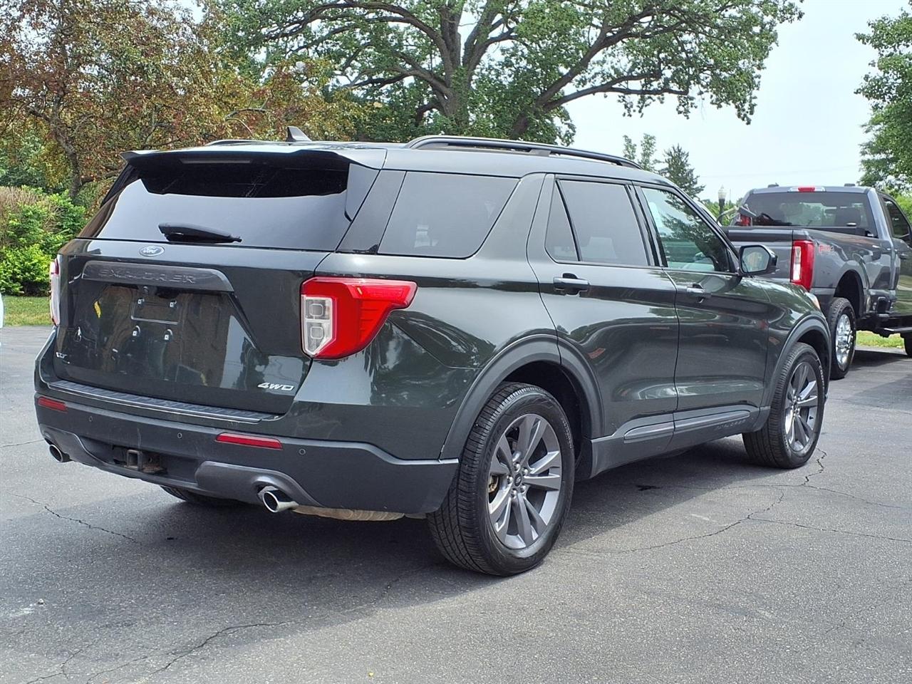 Ford Explorer XLT 4WD 2022