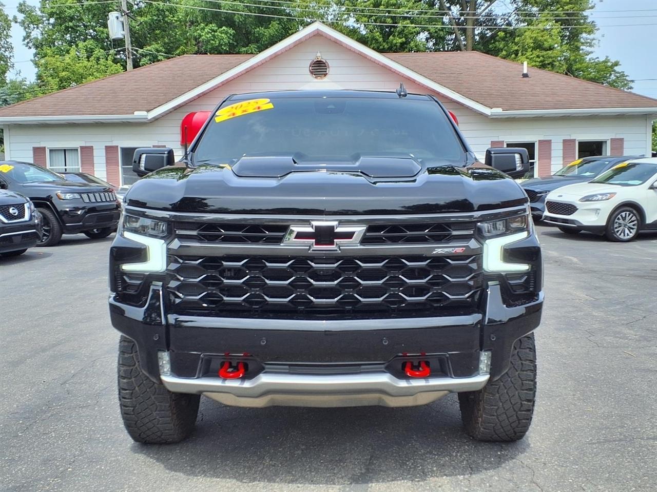 Chevrolet Silverado 1500 4WD Crew Cab 147" ZR2 2025