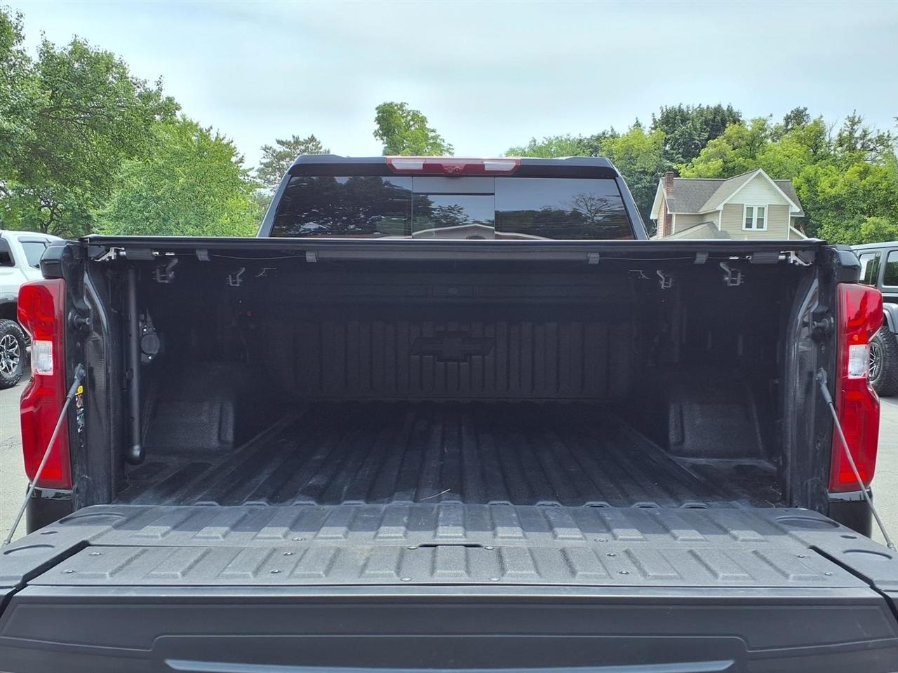 Chevrolet Silverado 1500 4WD Crew Cab 147" ZR2 2025