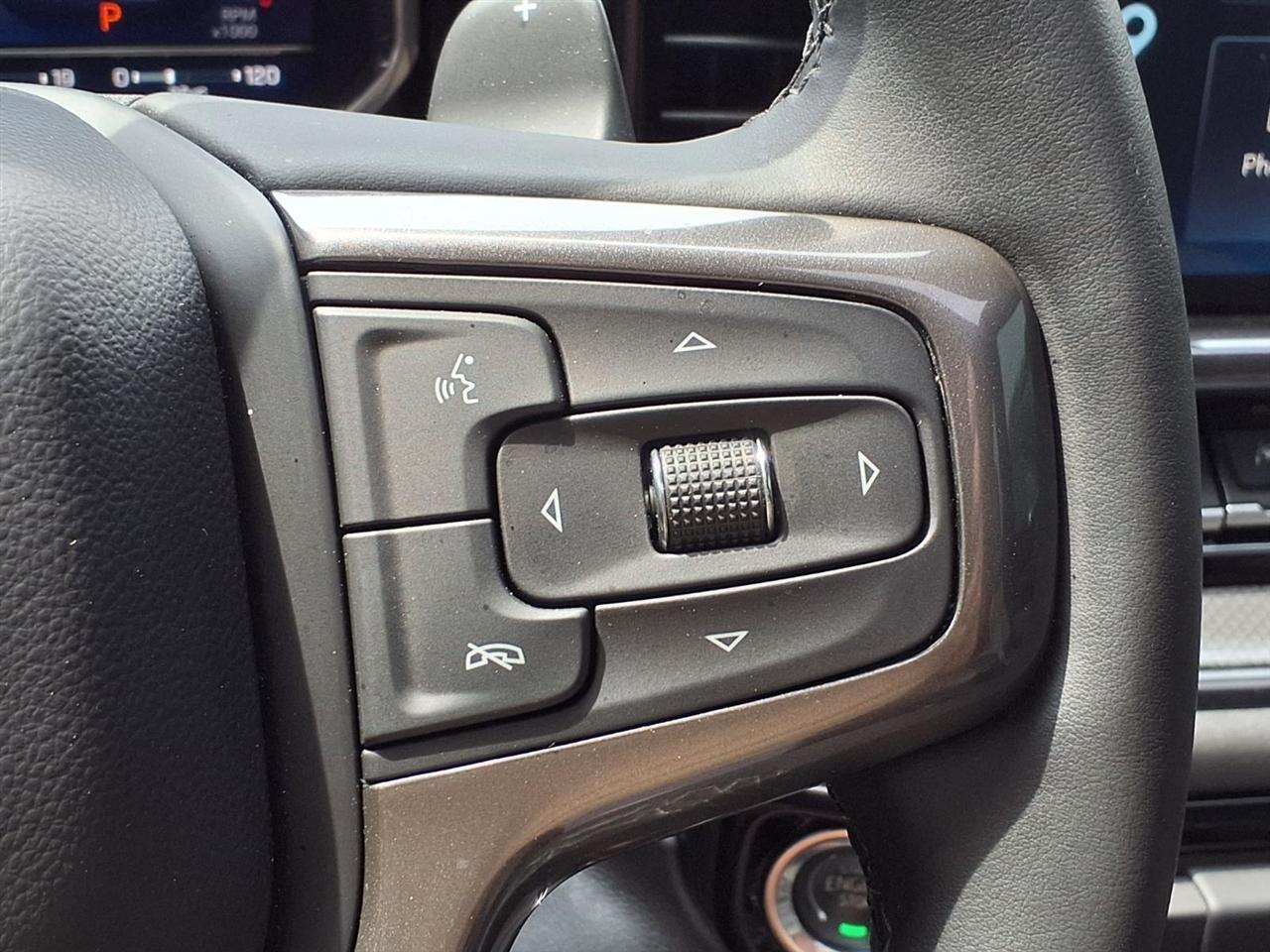 Chevrolet Silverado 1500 4WD Crew Cab 147" ZR2 2025