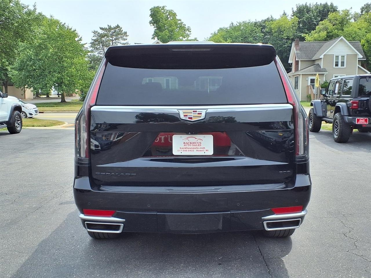 Cadillac Escalade 4WD 4dr Premium Luxury 2022