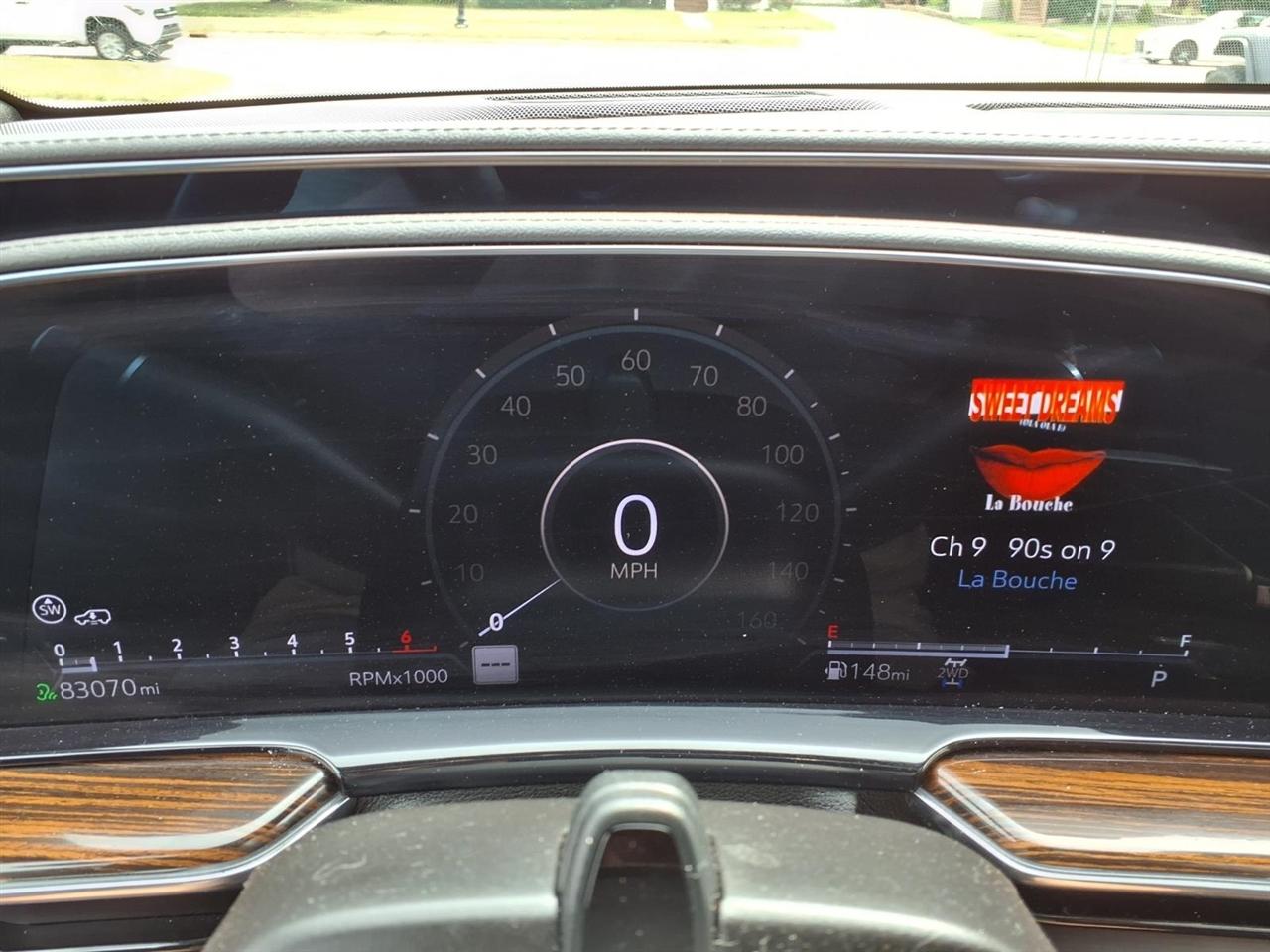 Cadillac Escalade 4WD 4dr Premium Luxury 2022