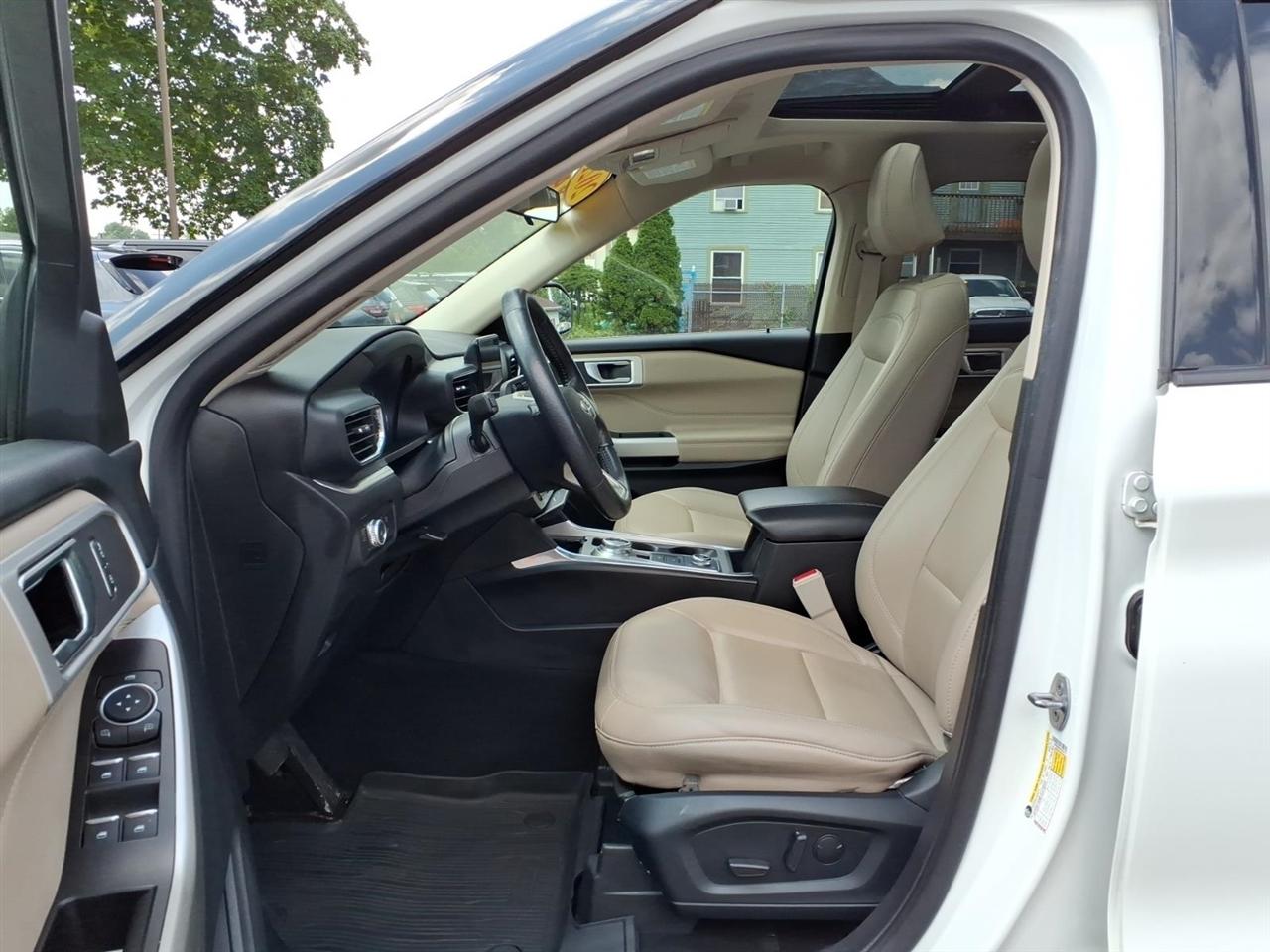 Ford Explorer XLT 4WD 2021