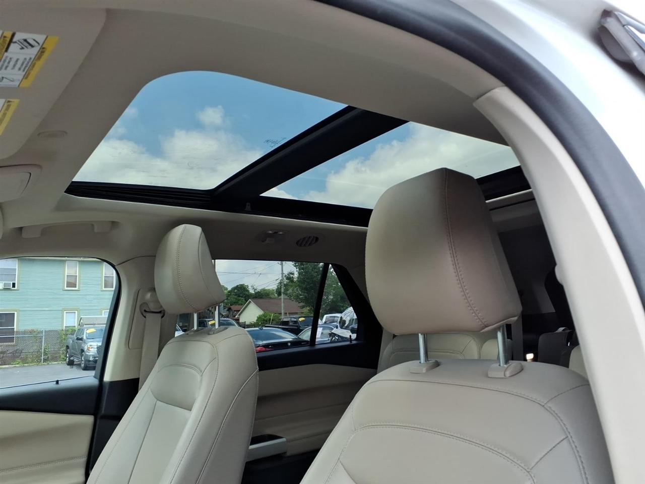 Ford Explorer XLT 4WD 2021