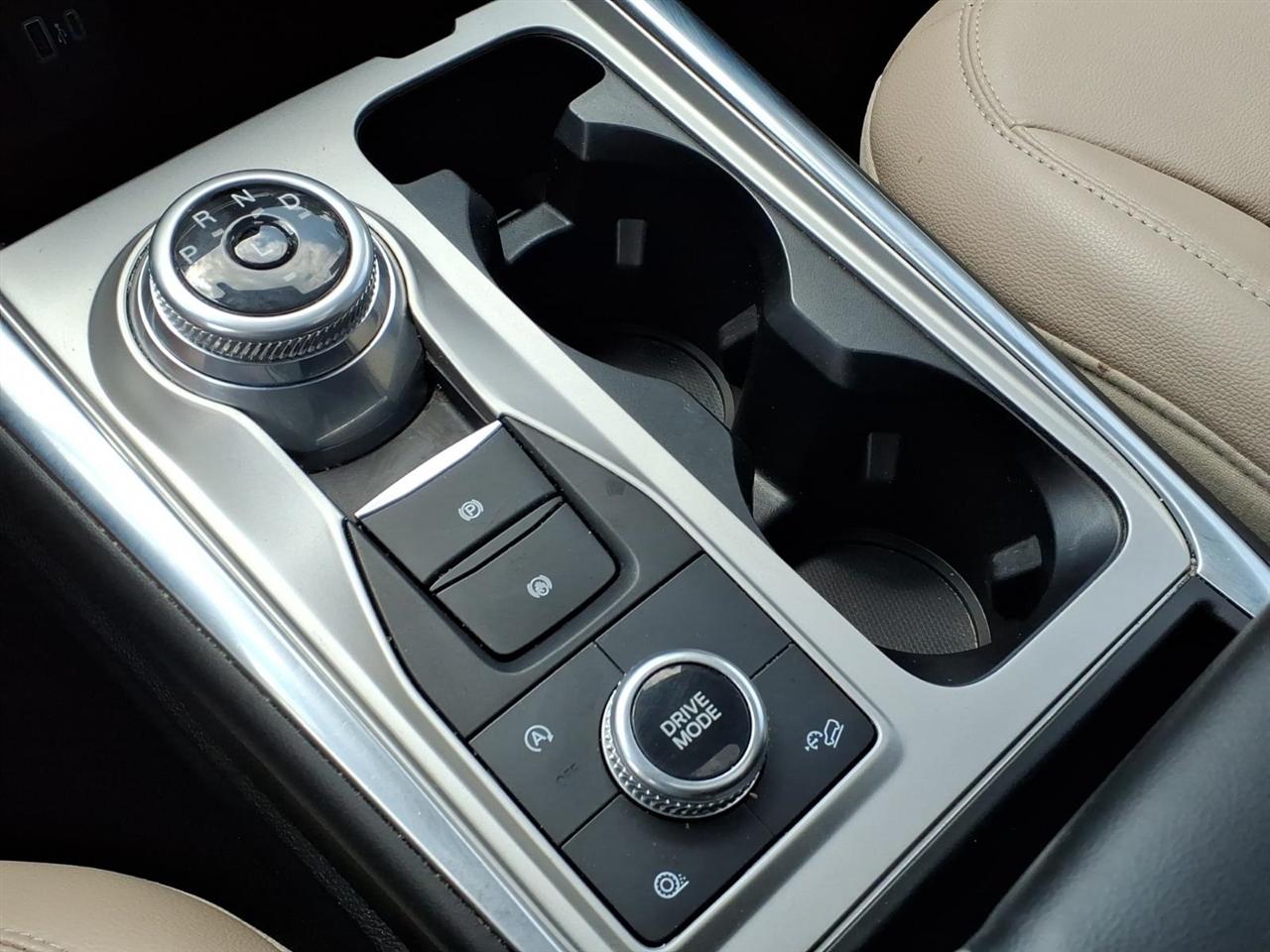 Ford Explorer XLT 4WD 2021