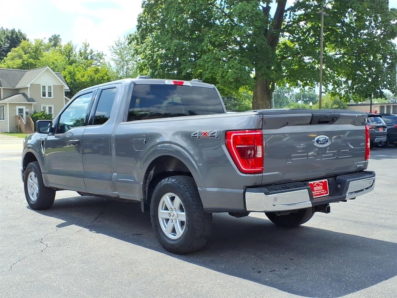 Ford F-150 Lariat 4WD SuperCab 6.5' Box 2022