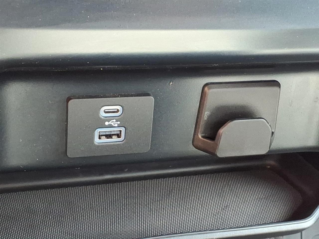 Ford F-150 Lariat 4WD SuperCab 6.5' Box 2022