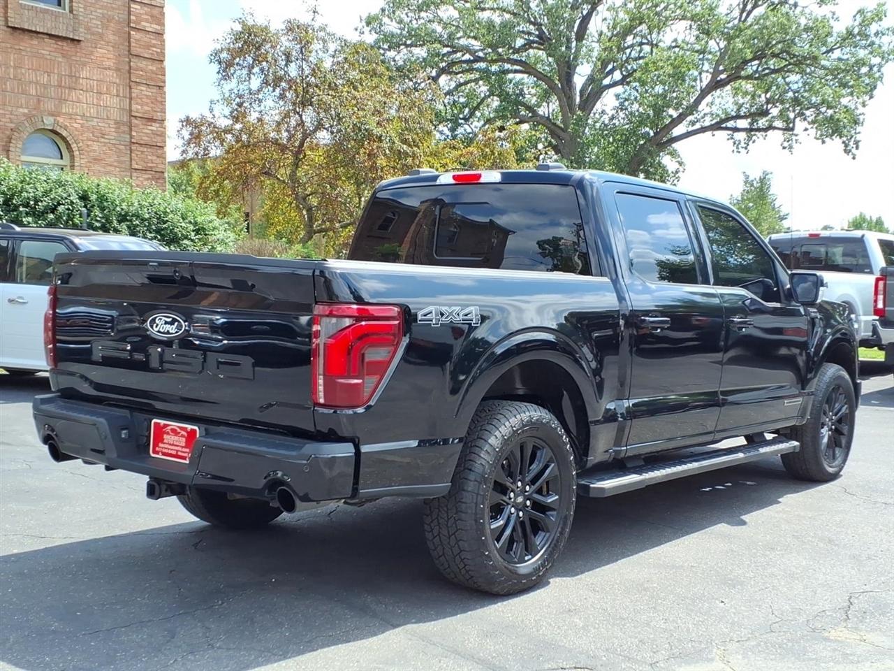 Ford F-150 Lariat 4WD SuperCrew 5.5' Box 2024