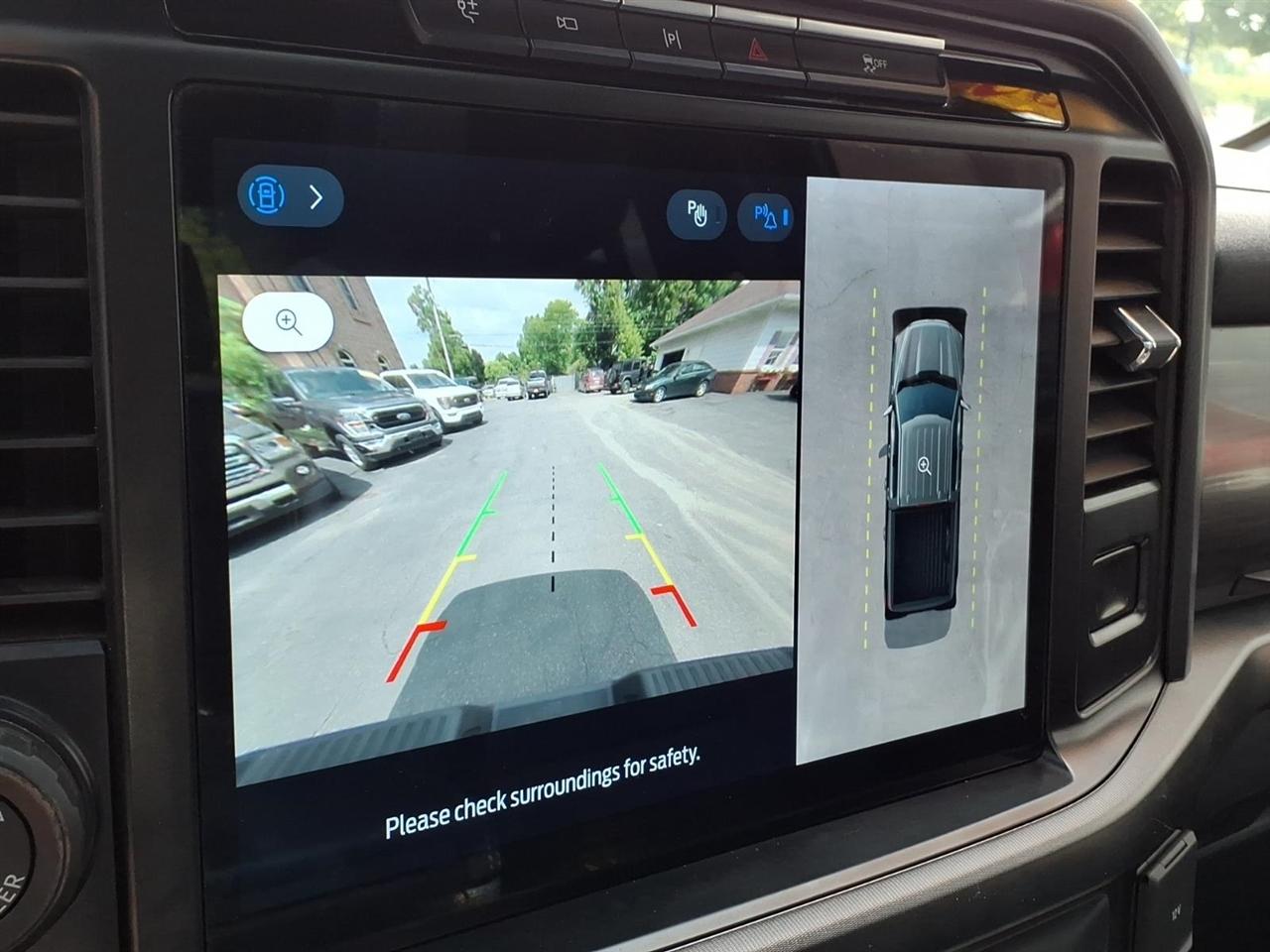 Ford F-150 Lariat 4WD SuperCrew 5.5' Box 2024
