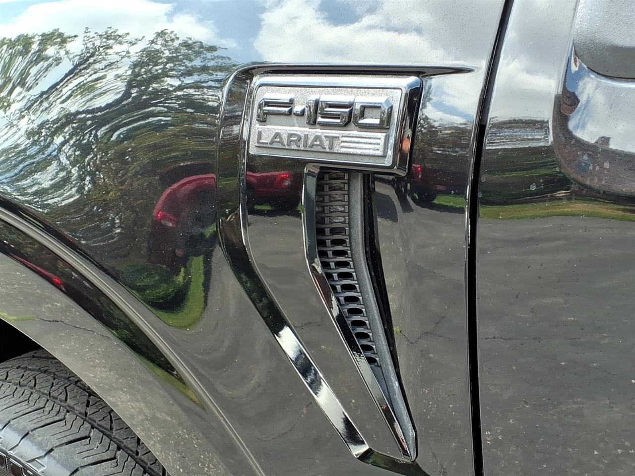 Ford F-150 Lariat 4WD SuperCrew 5.5' Box 2024