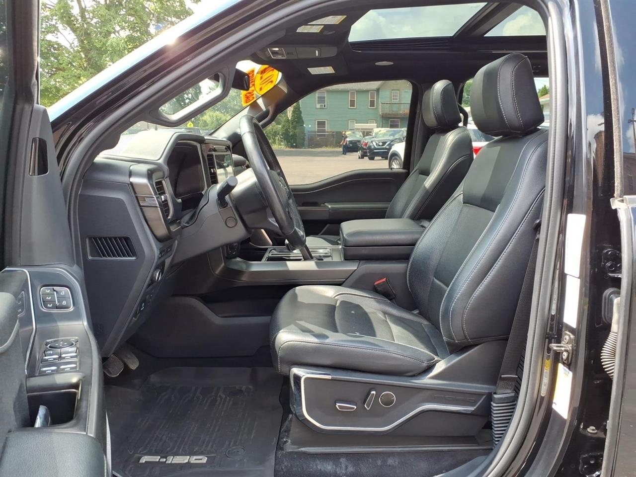 Ford F-150 Lariat 4WD SuperCrew 5.5' Box 2024