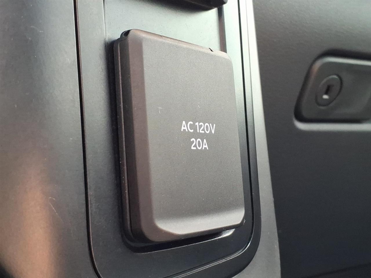 Ford F-150 Lariat 4WD SuperCrew 5.5' Box 2024