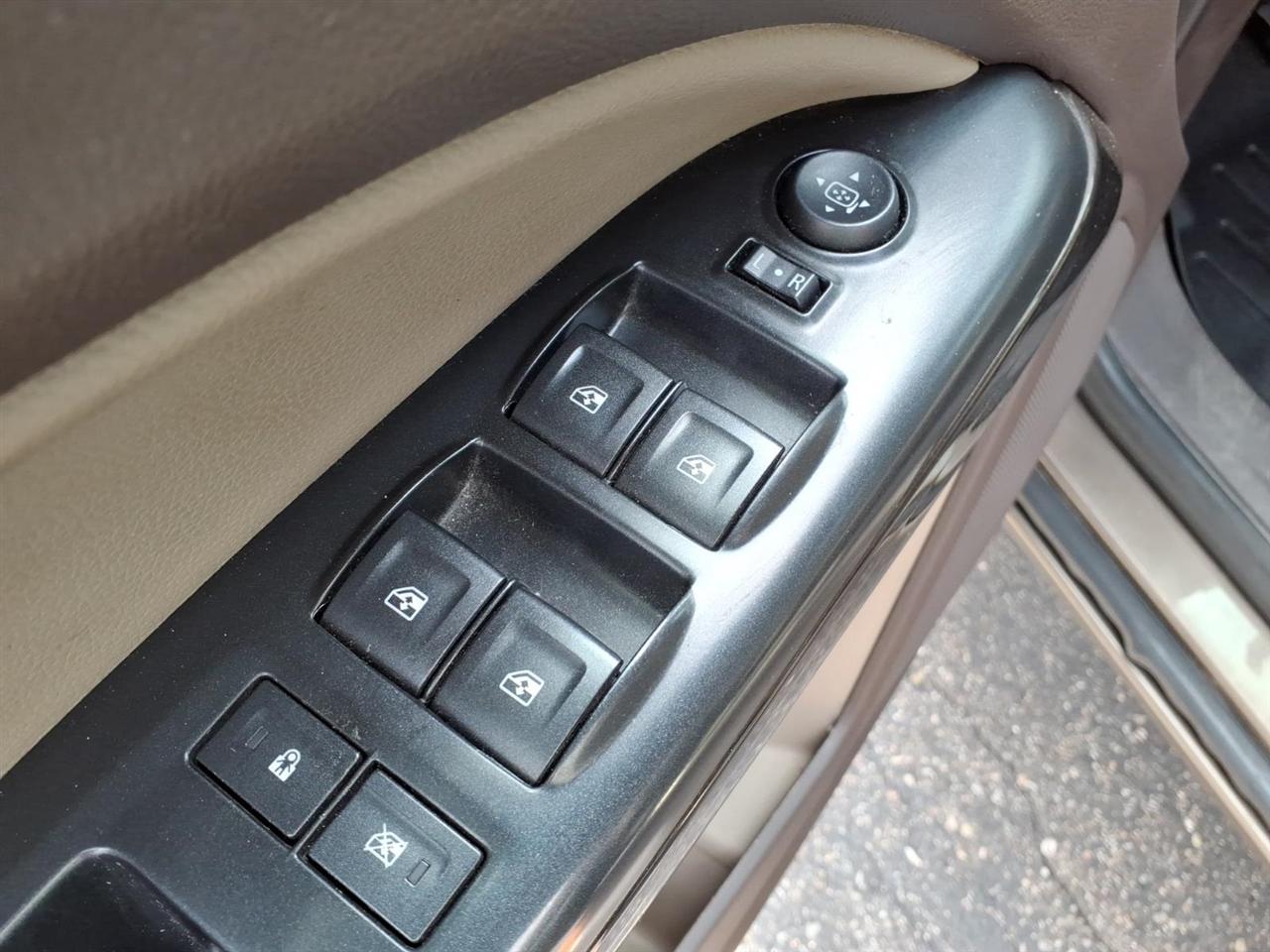 GMC Canyon 4WD Crew Cab 128.3" SLT 2015