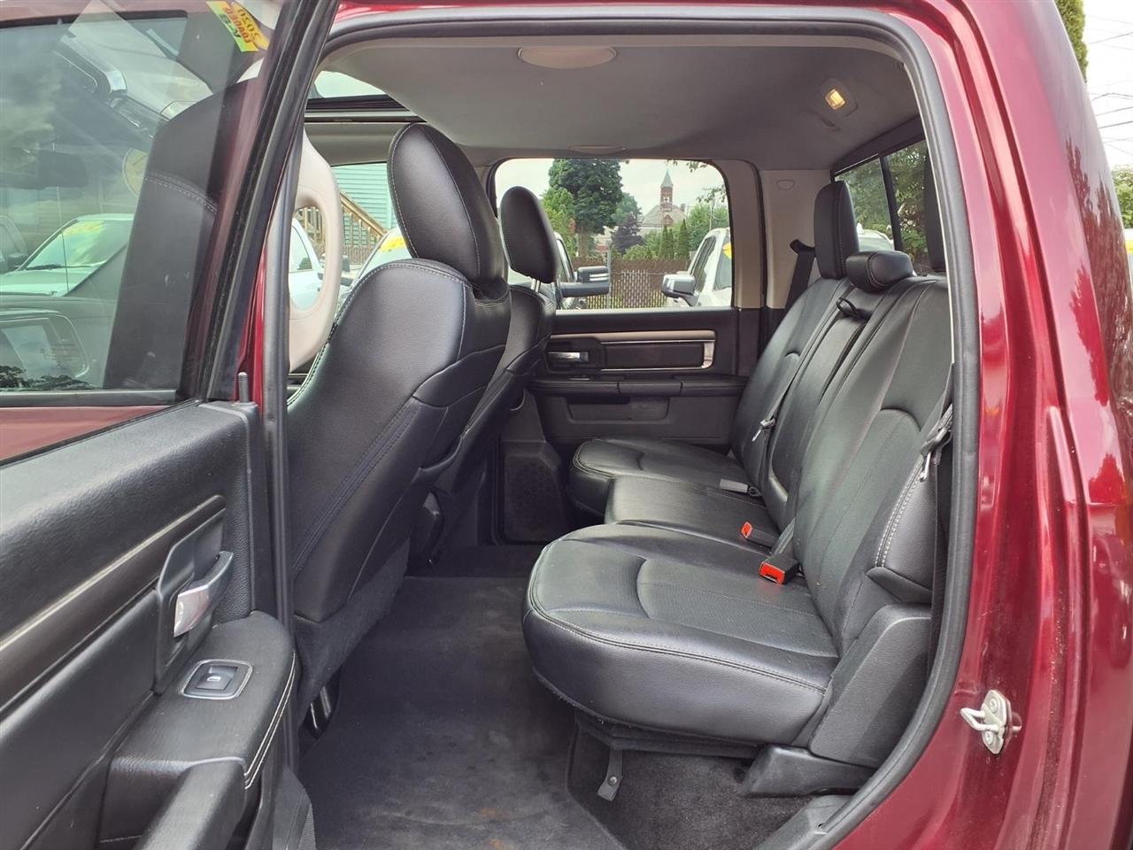 RAM 1500 Sport 4x4 Crew Cab 6'4" Box *Ltd Avail* 2018