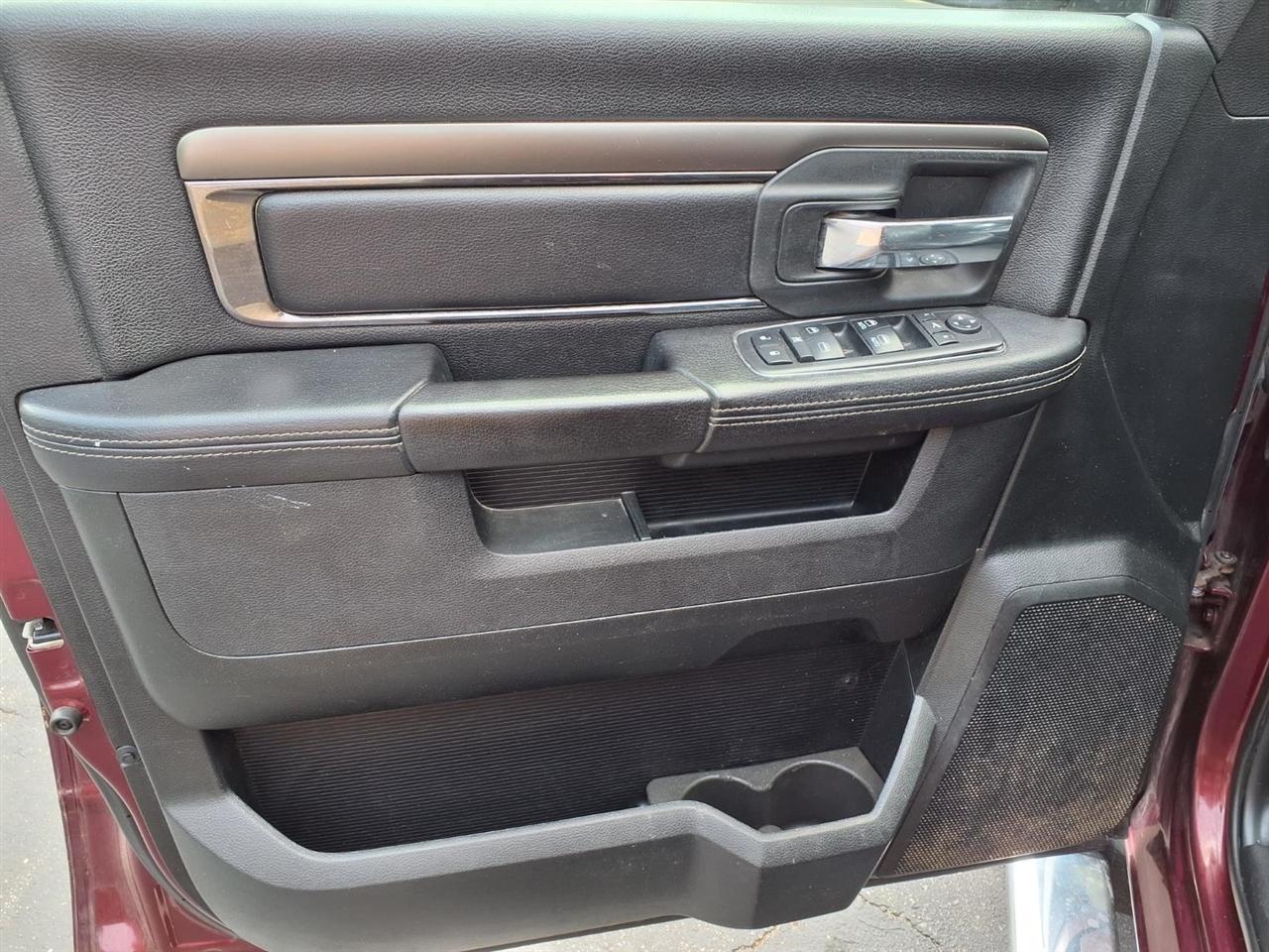 RAM 1500 Sport 4x4 Crew Cab 6'4" Box *Ltd Avail* 2018