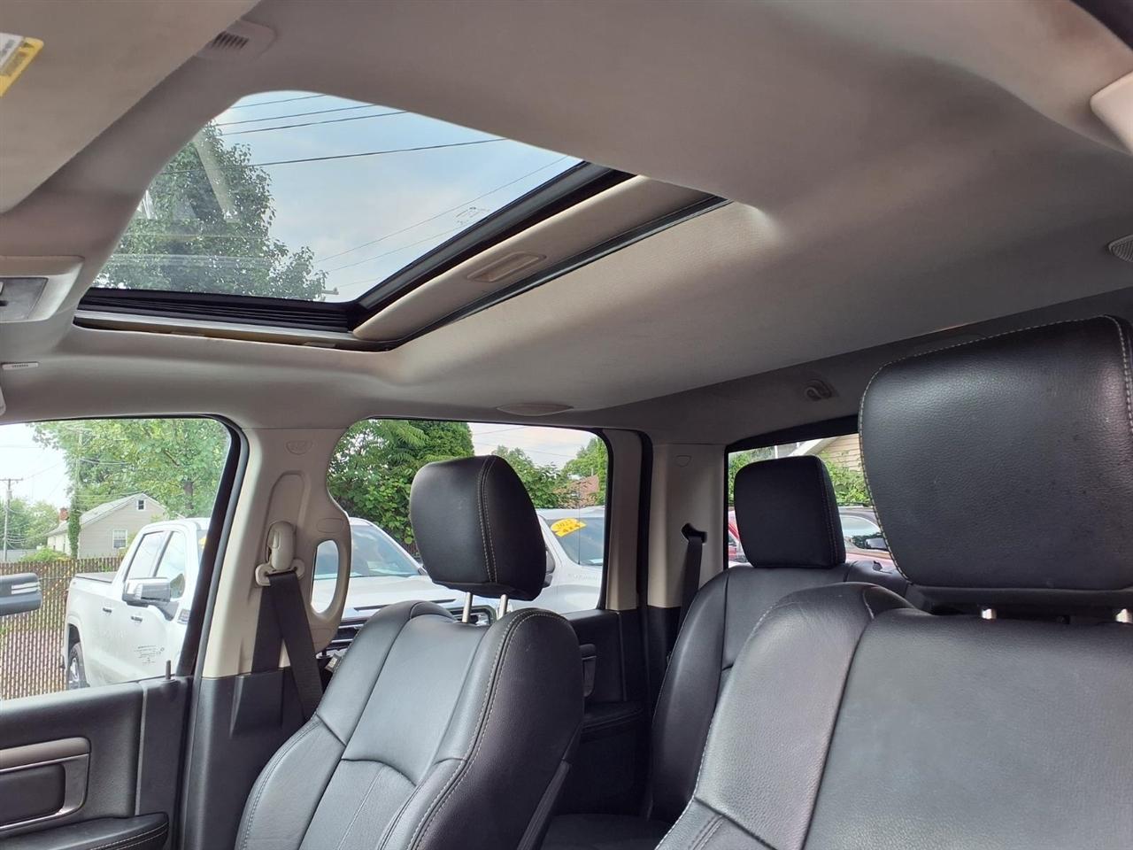 RAM 1500 Sport 4x4 Crew Cab 6'4" Box *Ltd Avail* 2018