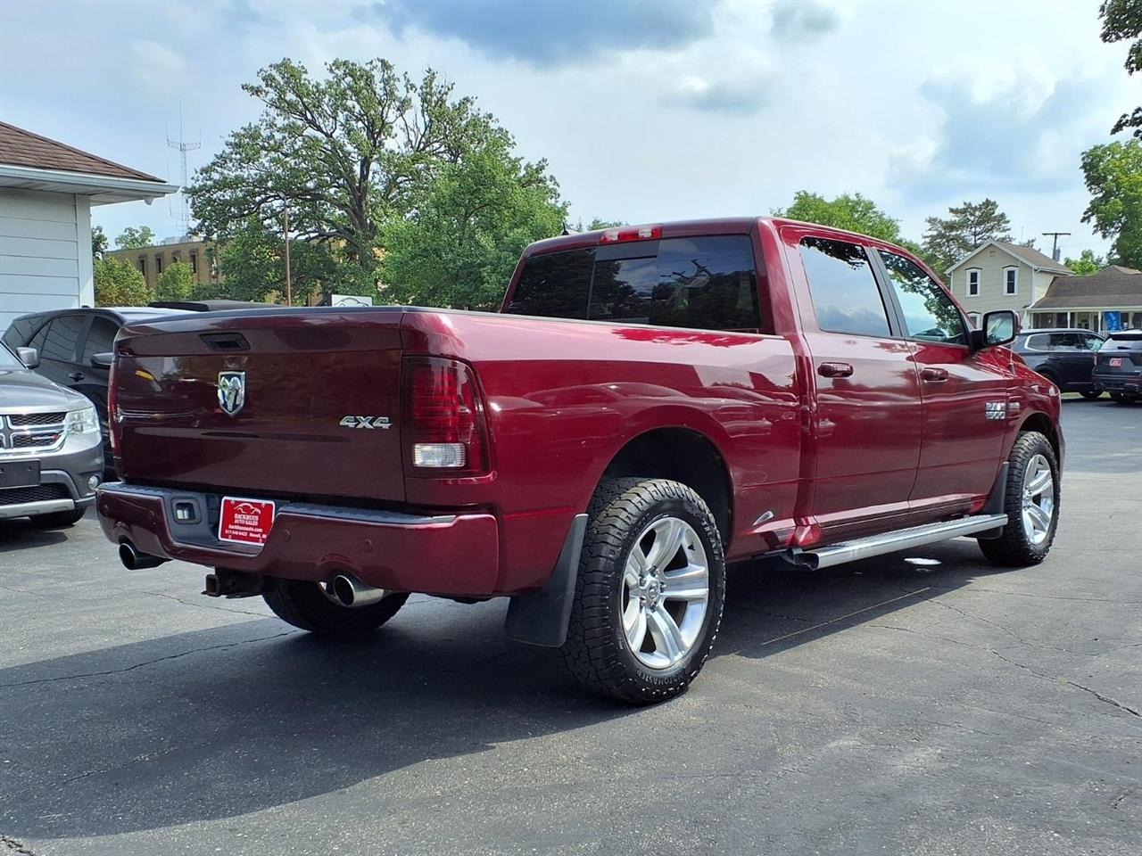 RAM 1500 Sport 4x4 Crew Cab 6'4" Box *Ltd Avail* 2018