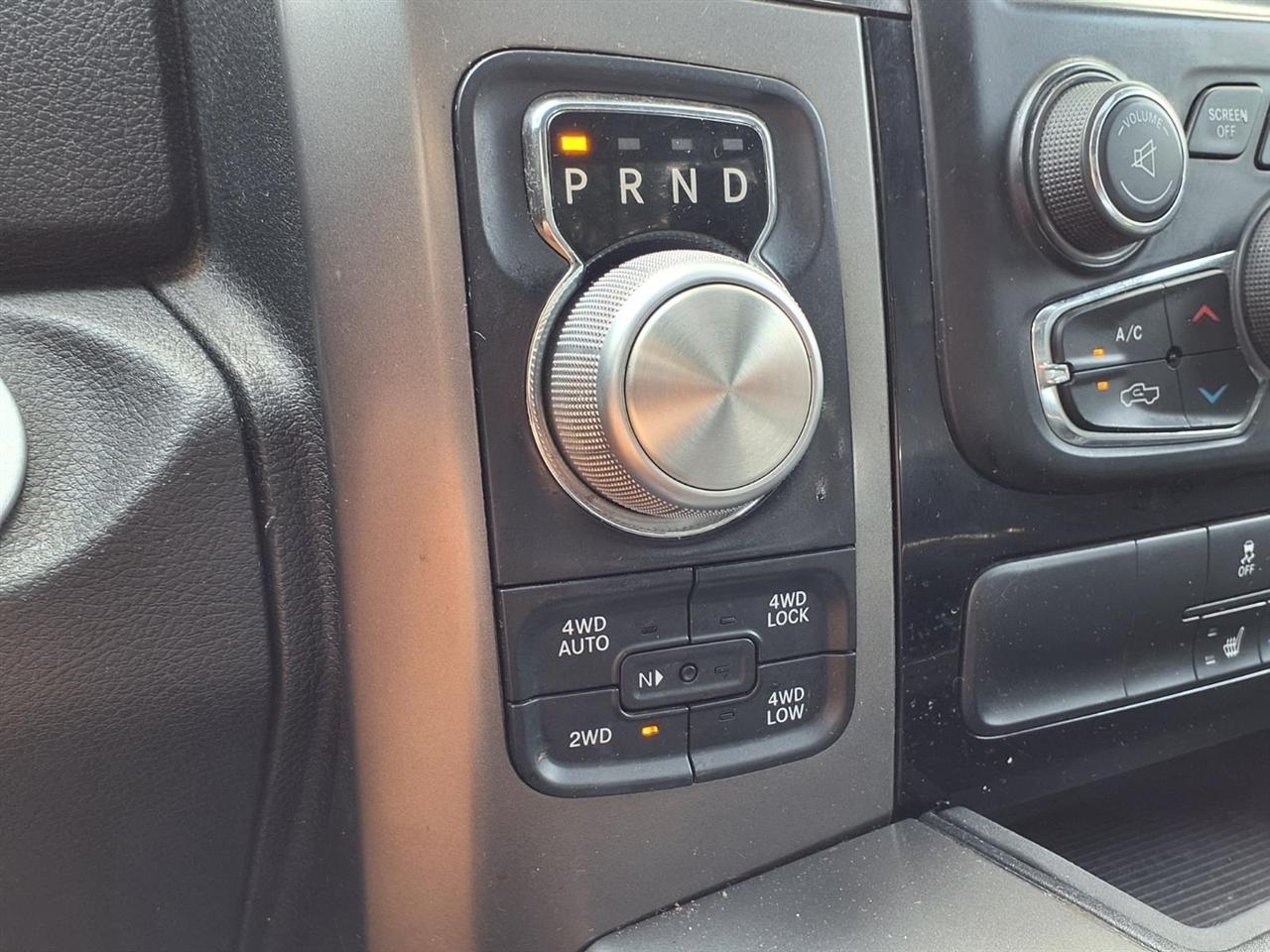 RAM 1500 Sport 4x4 Crew Cab 6'4" Box *Ltd Avail* 2018