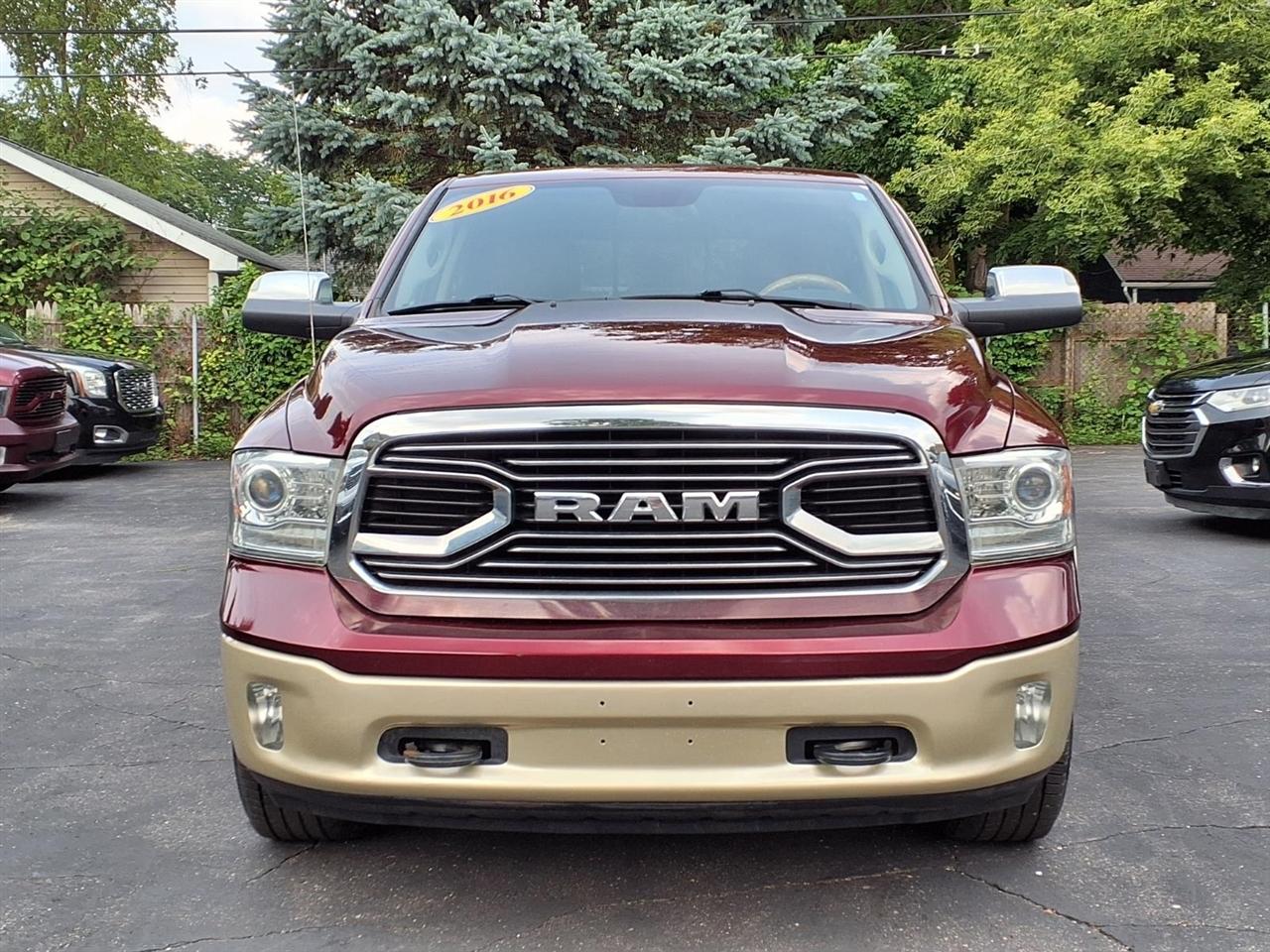 RAM 1500 4WD Crew Cab 149" Longhorn 2017