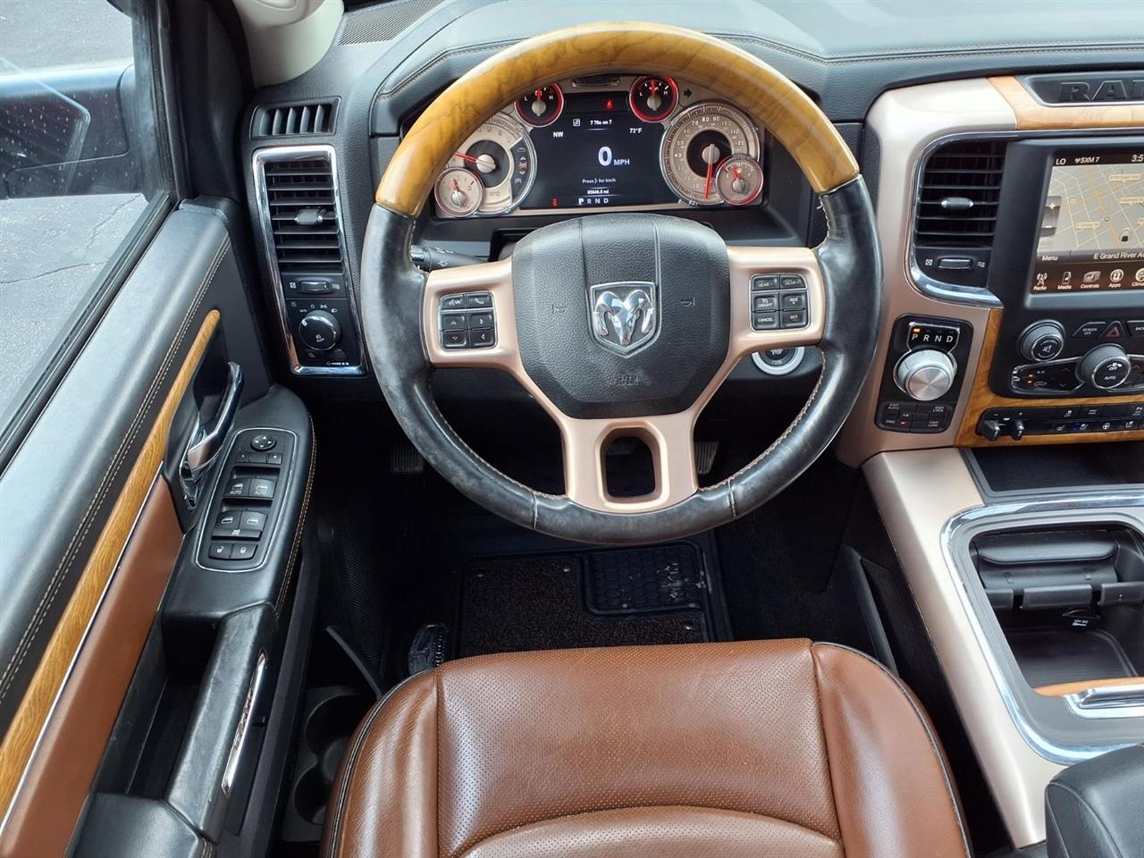 RAM 1500 4WD Crew Cab 149" Longhorn 2017
