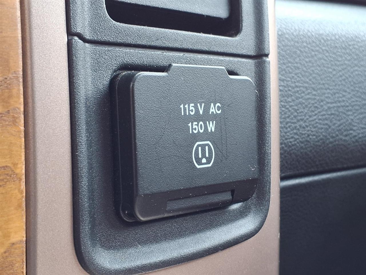 RAM 1500 4WD Crew Cab 149" Longhorn 2017