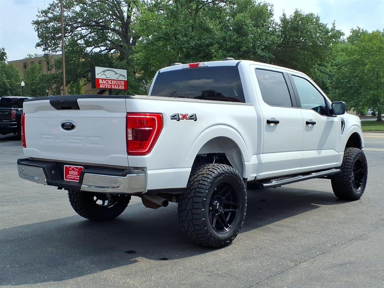 Ford F-150 XLT 4WD SuperCrew 5.5' Box 2023