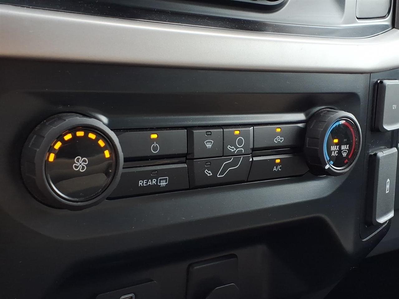 Ford F-150 XLT 4WD SuperCrew 5.5' Box 2023
