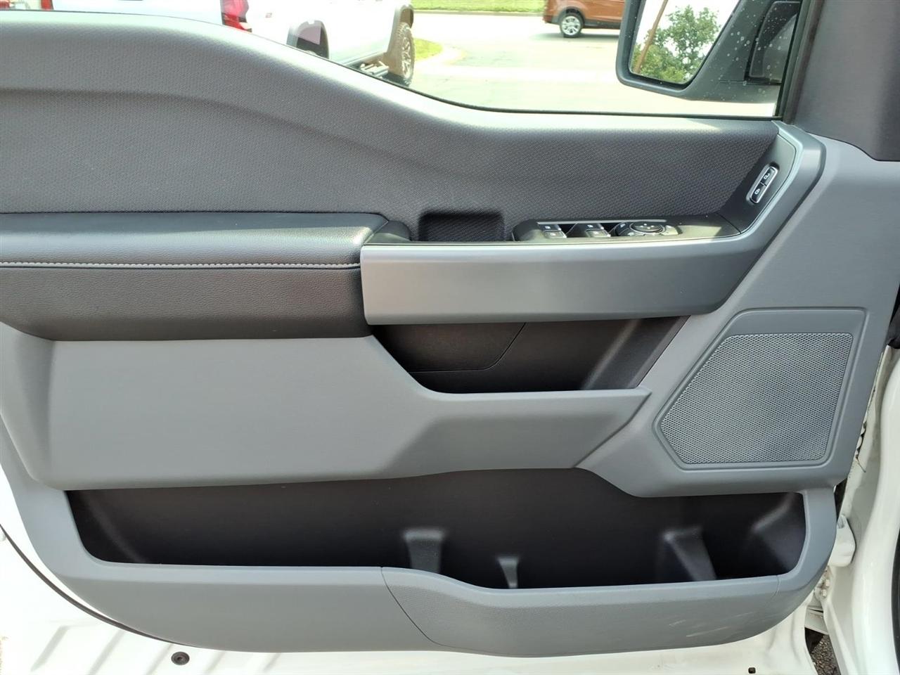 Ford F-150 XLT 4WD SuperCrew 5.5' Box 2023