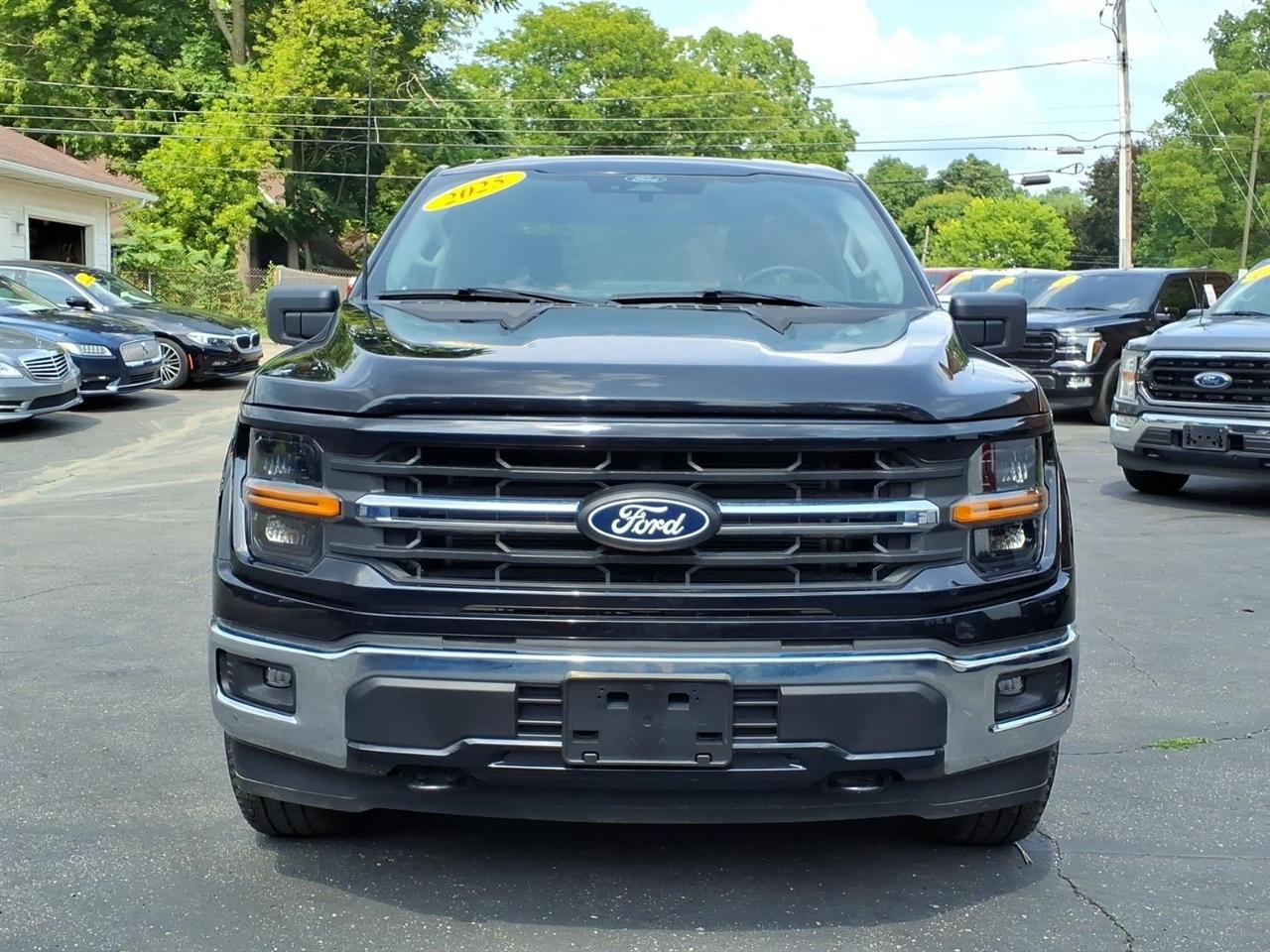Ford F-150 XLT 4WD SuperCrew 5.5' Box 2025