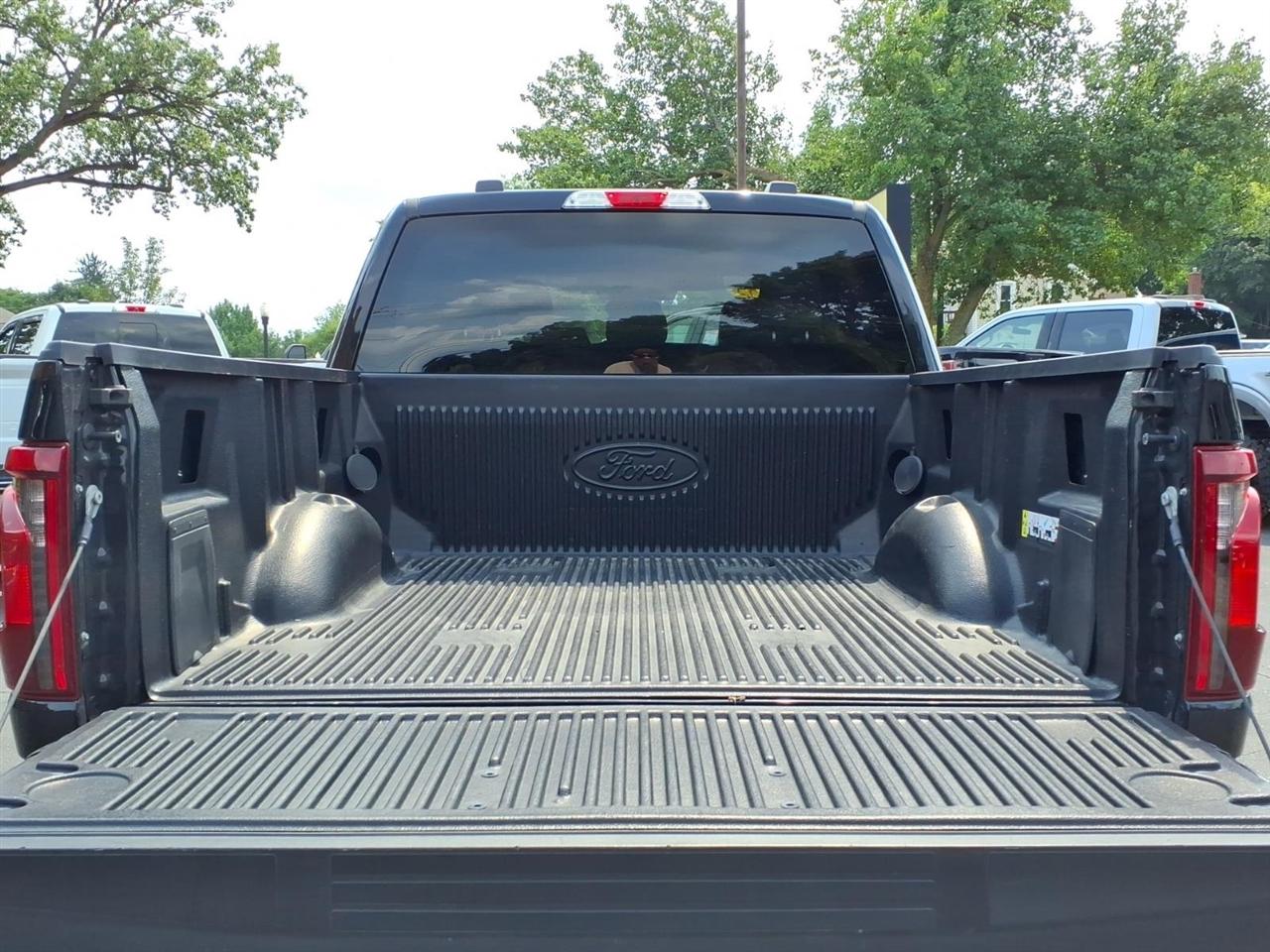 Ford F-150 XLT 4WD SuperCrew 5.5' Box 2025
