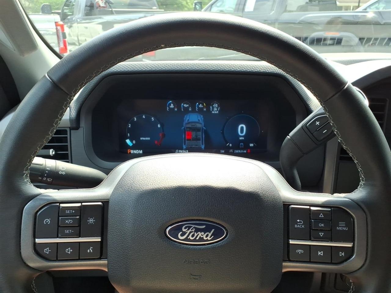 Ford F-150 XLT 4WD SuperCrew 5.5' Box 2025