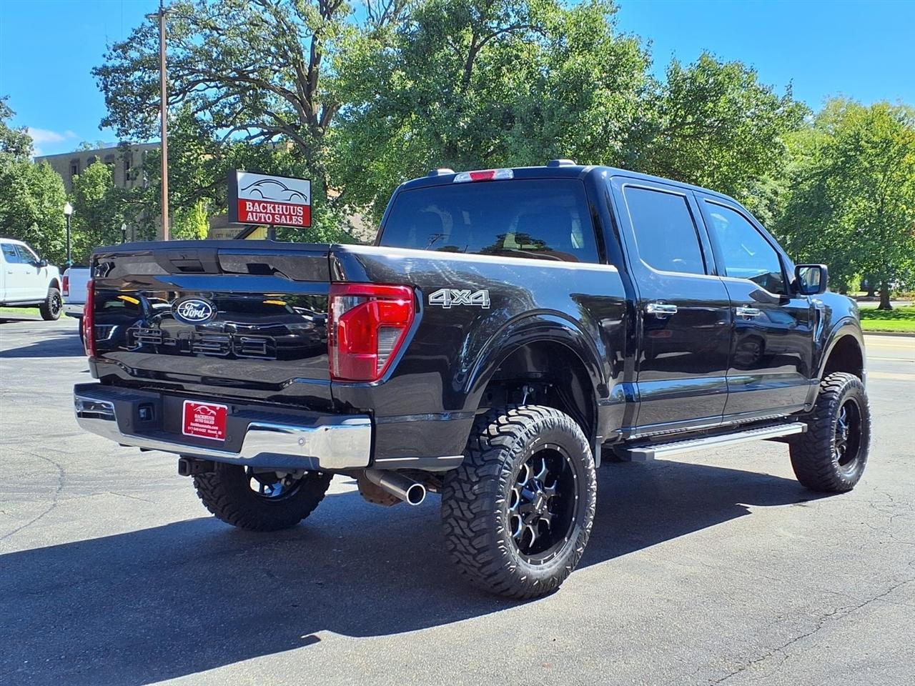 Ford F-150 XLT 4WD SuperCrew 5.5' Box 2025
