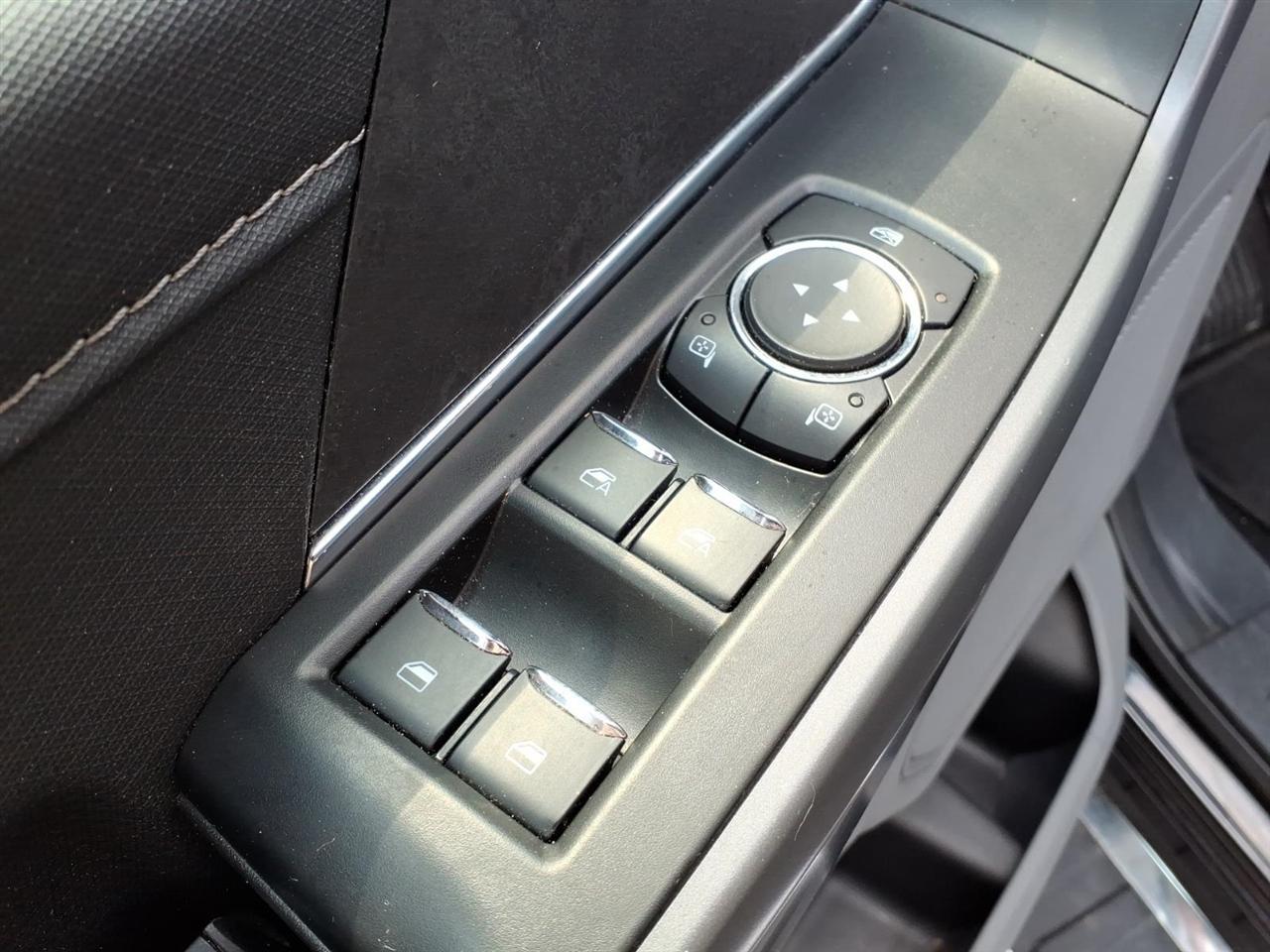 Ford F-150 XLT 4WD SuperCrew 5.5' Box 2025