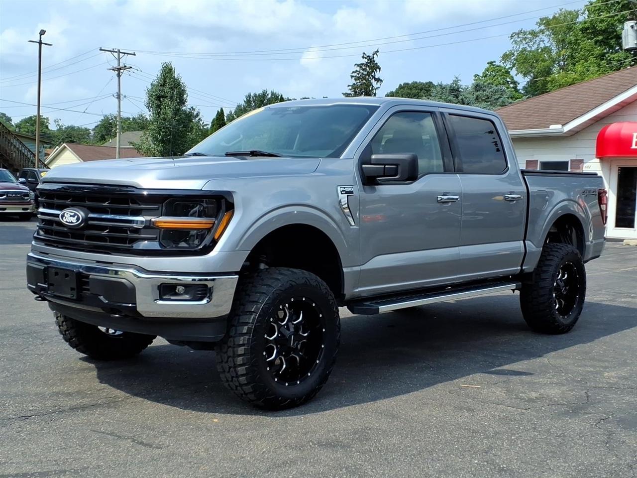 Ford F-150 XLT 4WD SuperCrew 5.5' Box 2025