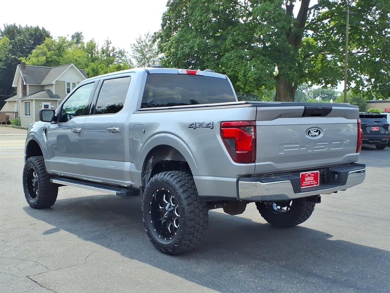 Ford F-150 XLT 4WD SuperCrew 5.5' Box 2025