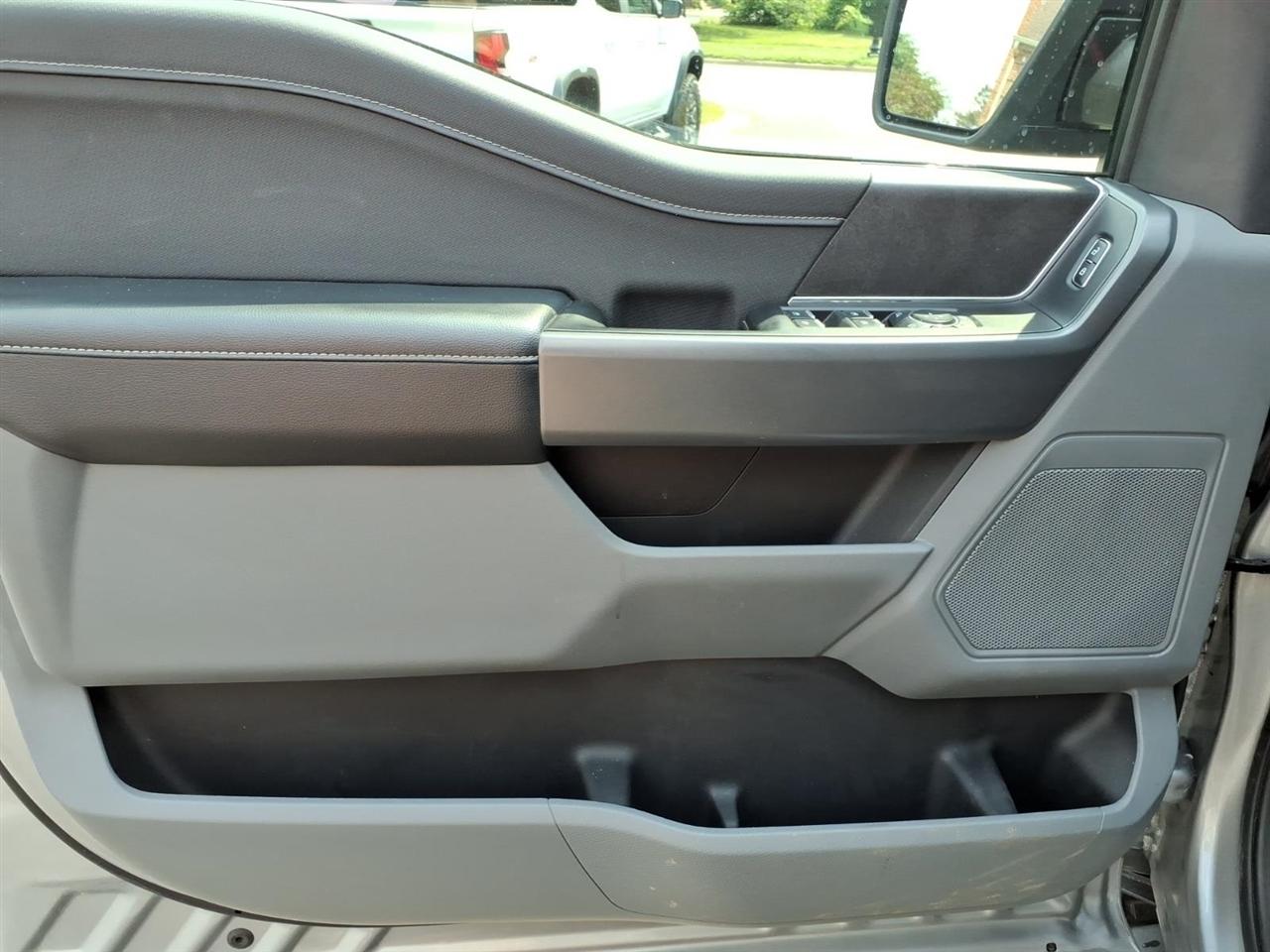 Ford F-150 XLT 4WD SuperCrew 5.5' Box 2025