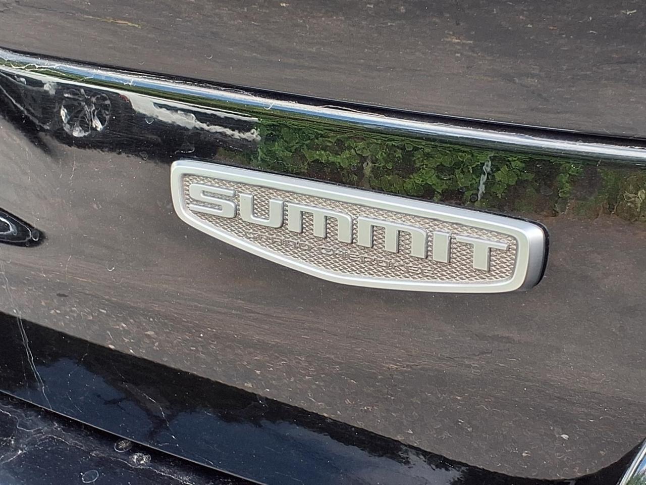 Jeep Grand Cherokee L Summit Reserve 4x4 2023