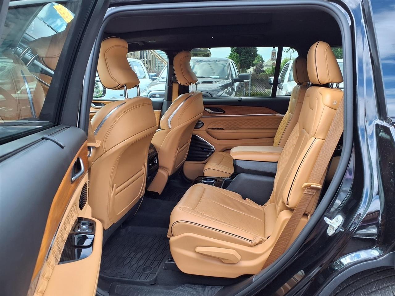 Jeep Grand Cherokee L Summit Reserve 4x4 2023