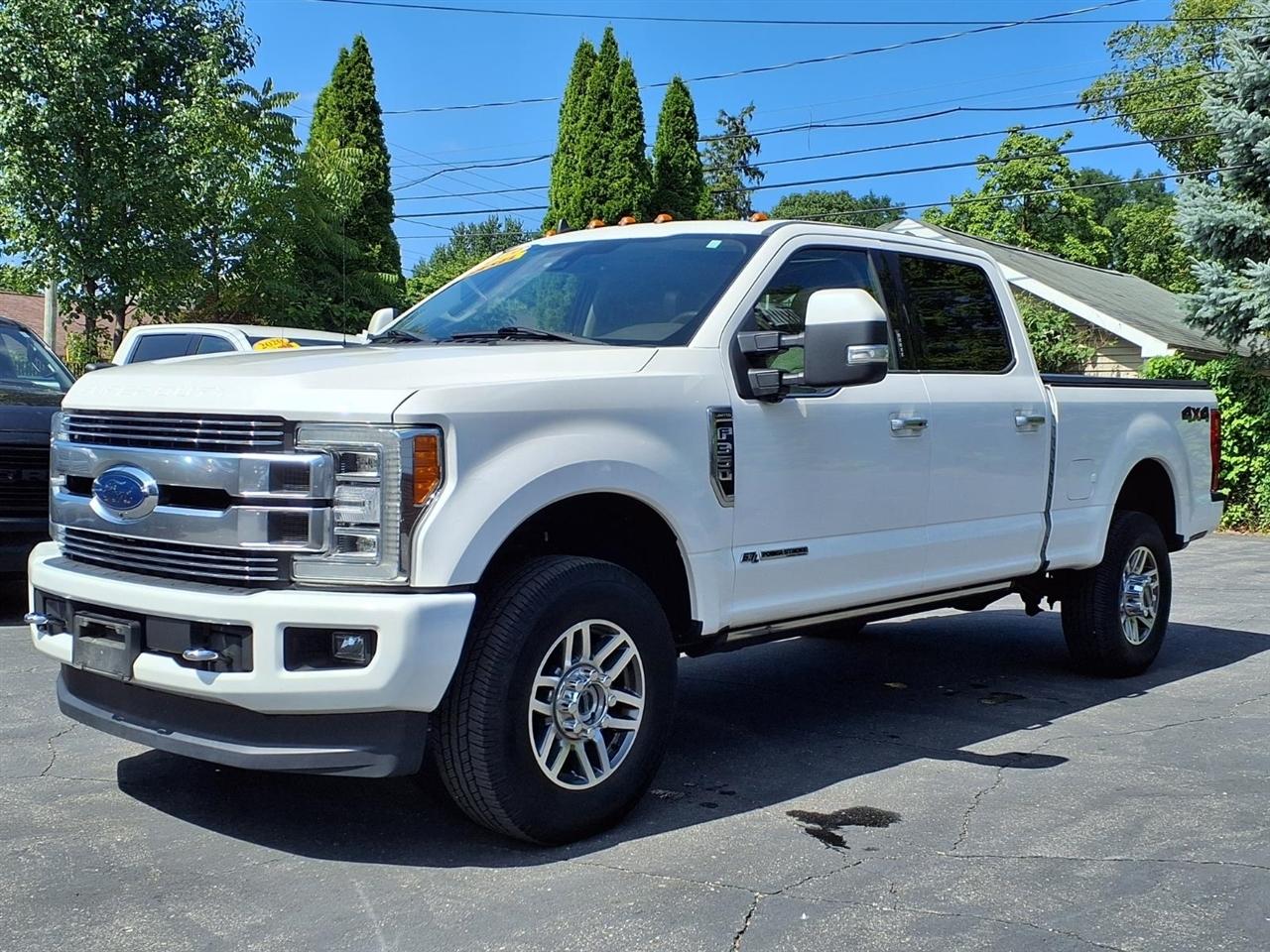Ford Super Duty F-350 SRW King Ranch 4WD Crew Cab 8' Box 2019
