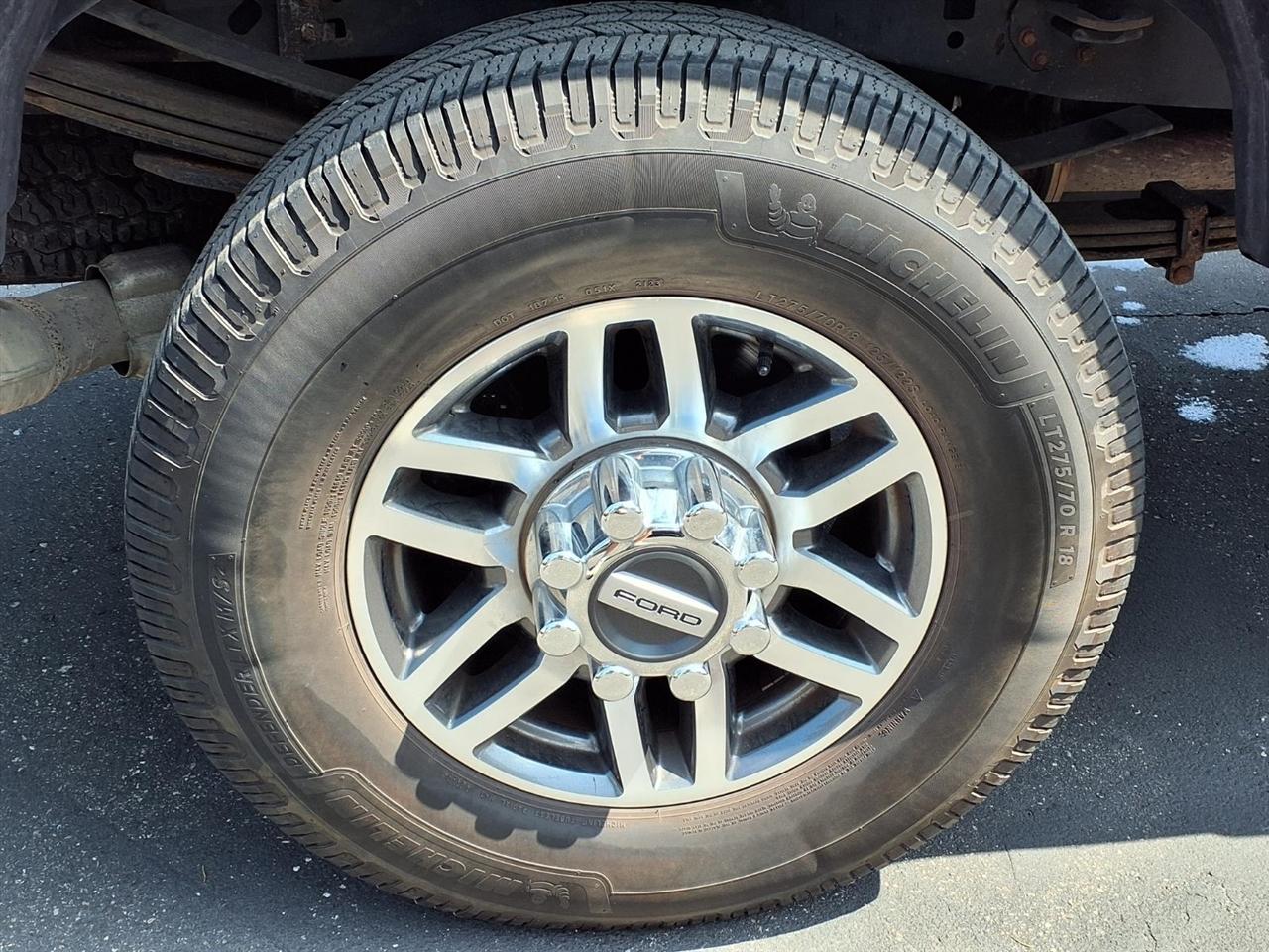 Ford Super Duty F-350 SRW King Ranch 4WD Crew Cab 8' Box 2019