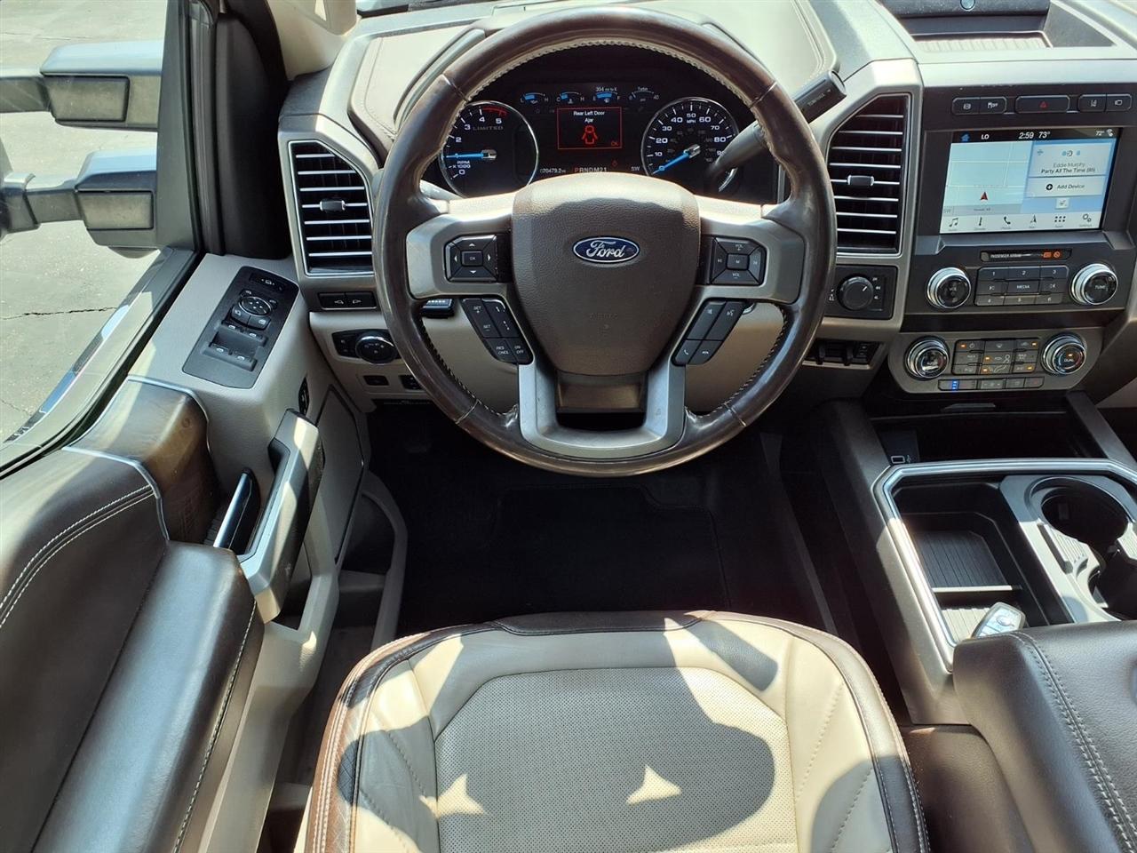 Ford Super Duty F-350 SRW King Ranch 4WD Crew Cab 8' Box 2019