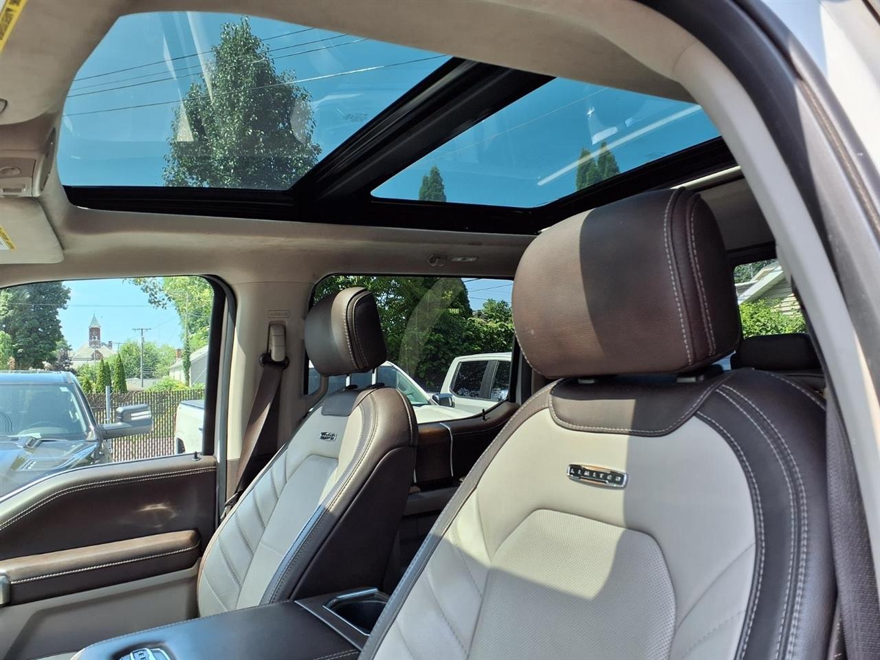 Ford Super Duty F-350 SRW King Ranch 4WD Crew Cab 8' Box 2019