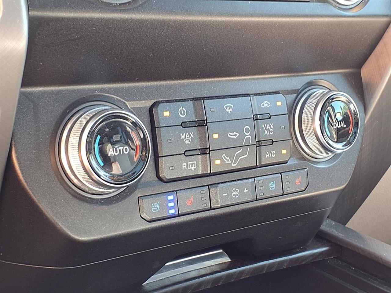 Ford Super Duty F-350 SRW King Ranch 4WD Crew Cab 8' Box 2019