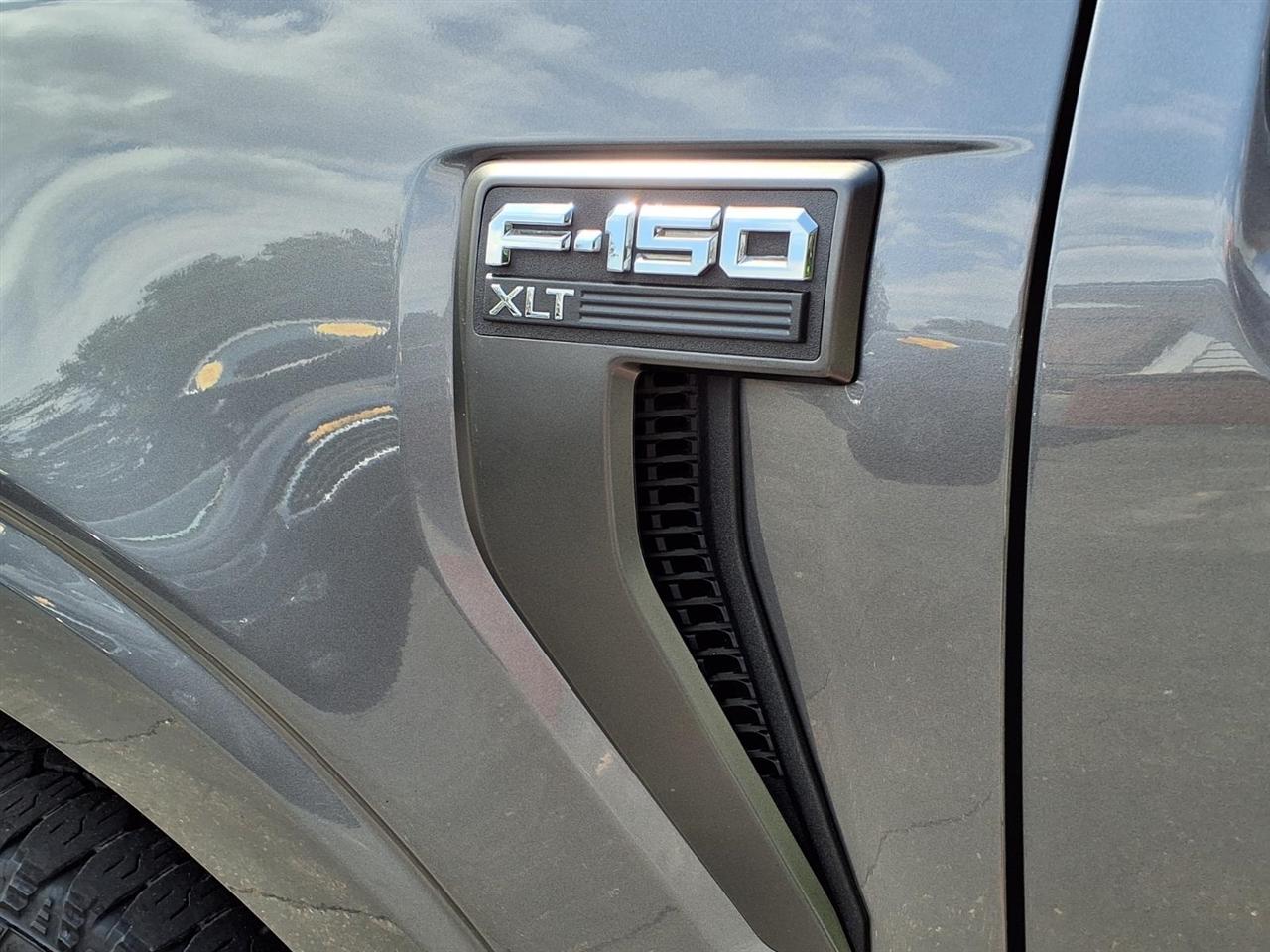 Ford F-150 Lariat 4WD SuperCrew 5.5' Box 2022
