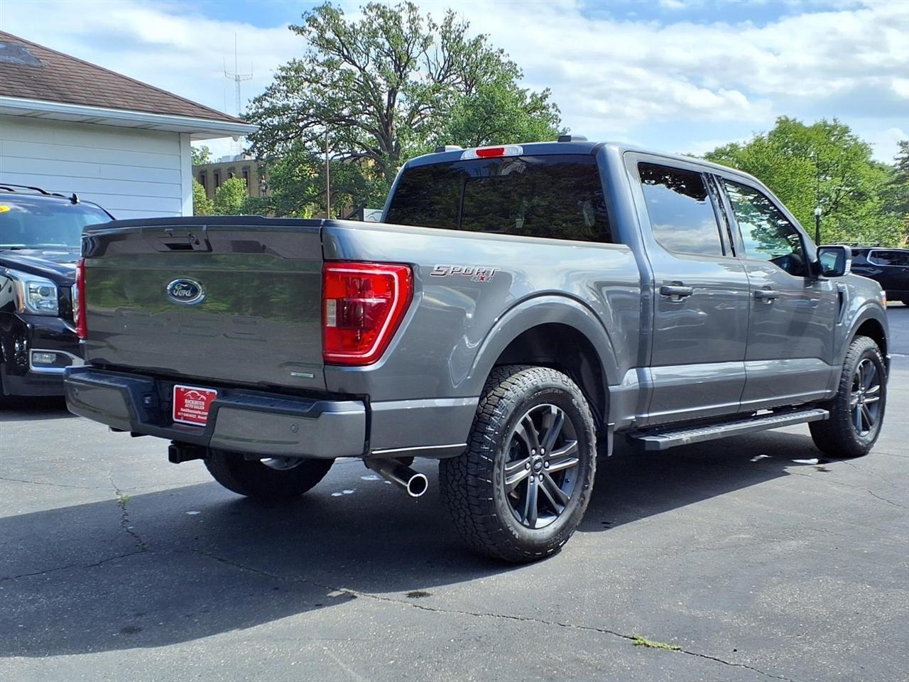 Ford F-150 XLT 4WD SuperCrew 5.5' Box 2022
