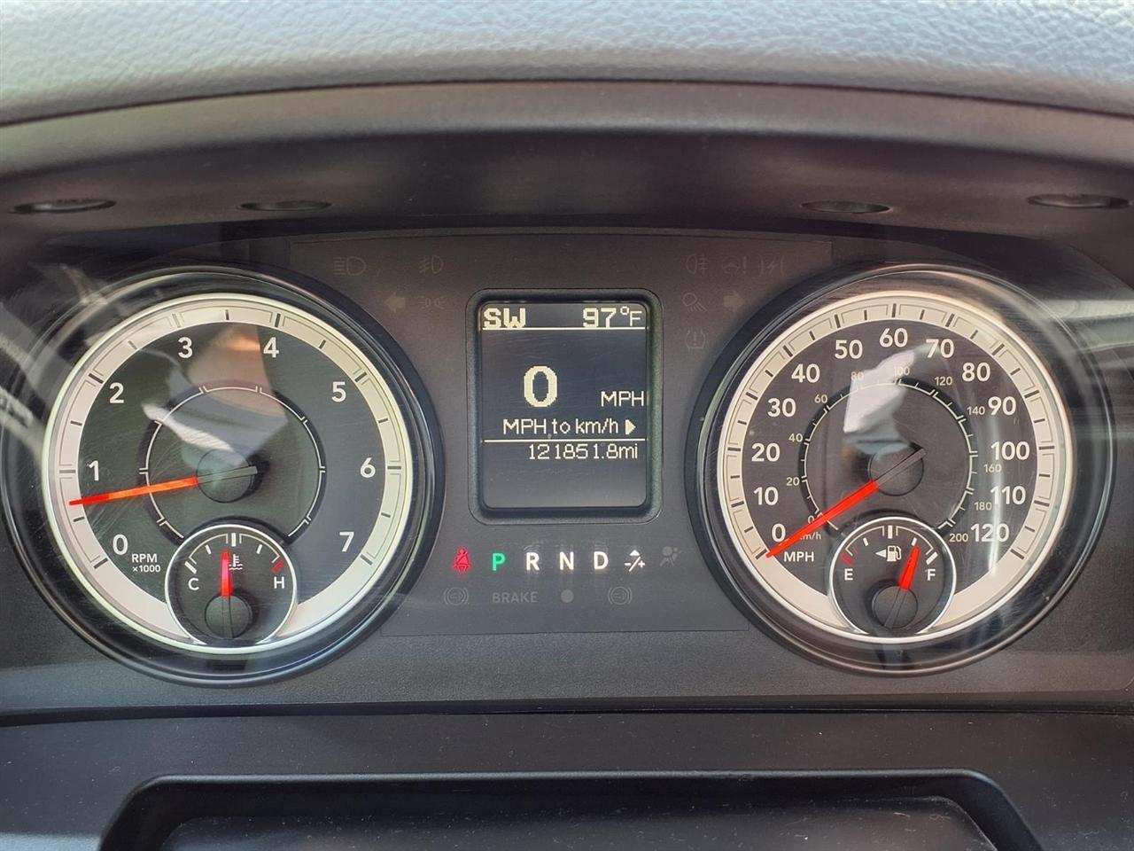 RAM 2500 4WD Reg Cab 140.5" SLT 2016