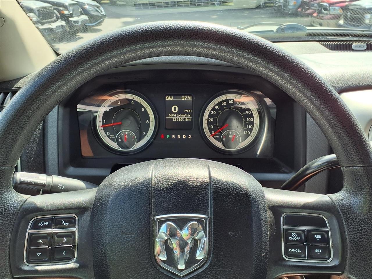 RAM 2500 4WD Reg Cab 140.5" SLT 2016