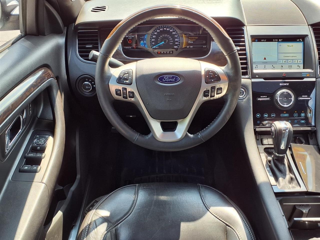 Ford Taurus Limited AWD 2018