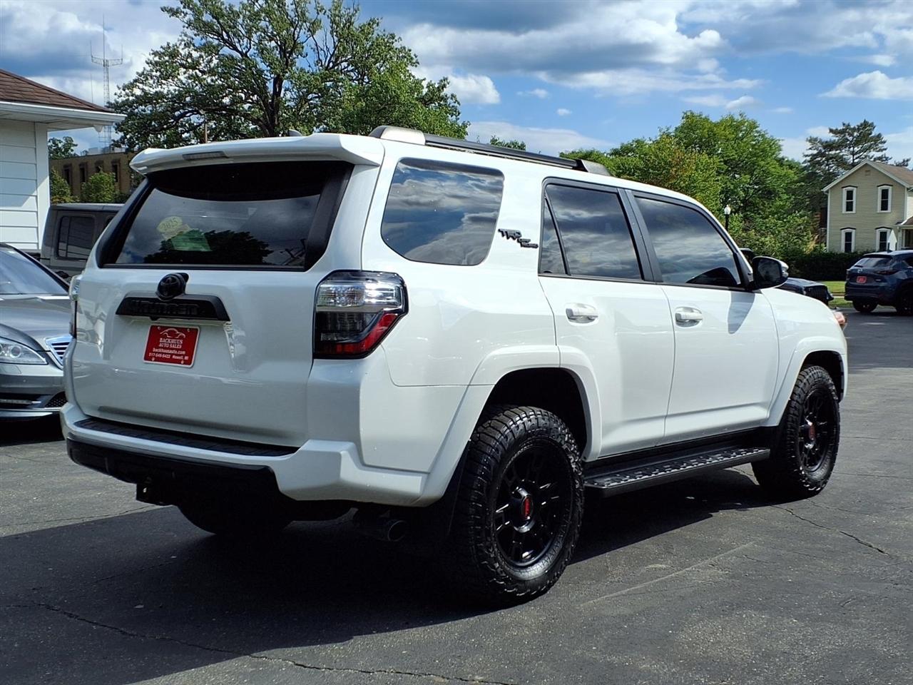 Toyota 4Runner TRD Off Road Premium 4WD (Natl) 2022