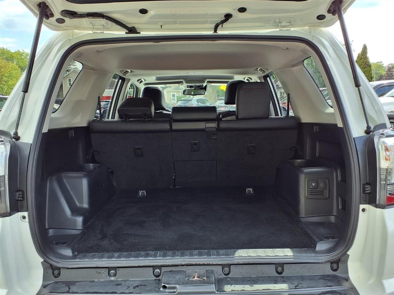 Toyota 4Runner TRD Off Road Premium 4WD (Natl) 2022